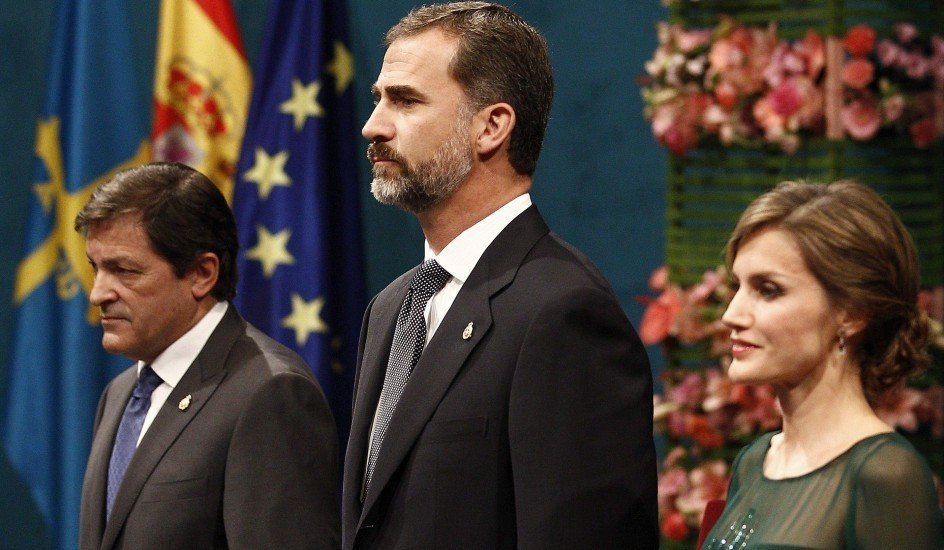Don Felipe y doña Letizia en la ceremonia de entrega de los Premios Príncipe de Asturias.