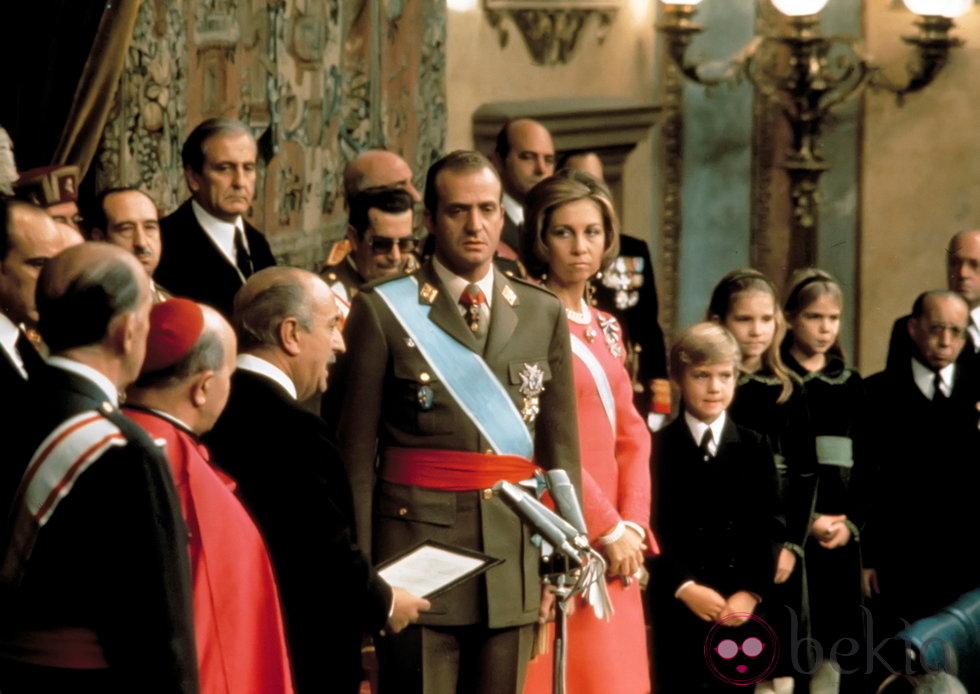 Don Juan Carlos en la ceremonia de proclamación como rey.