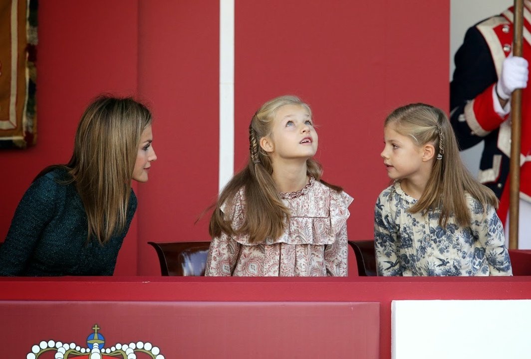 La reina Letizia, la princesa Leonor y la infanta Sofía el 12 de octubre. 