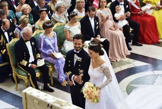 El príncipe Carlos Felipe y Sofía de Suecia en su boda. 