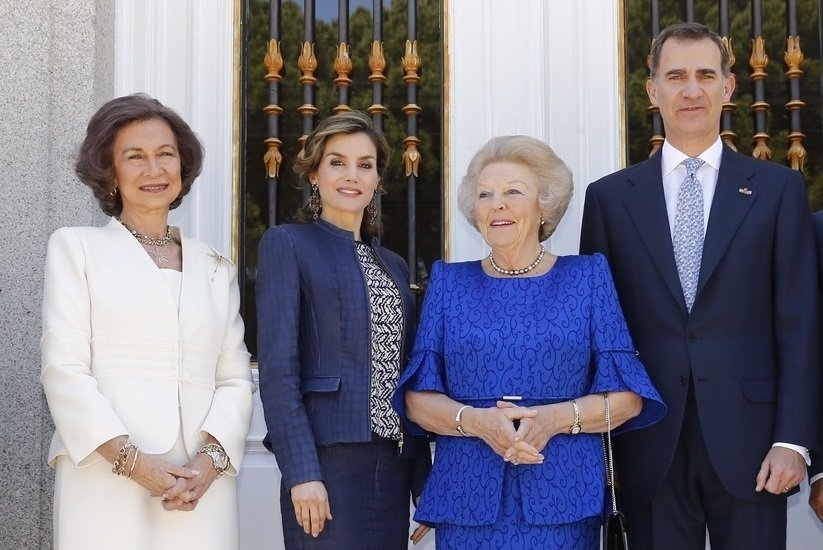 Doña Sofía, la reina Letizia, la princesa Beatriz y el rey Felipe.