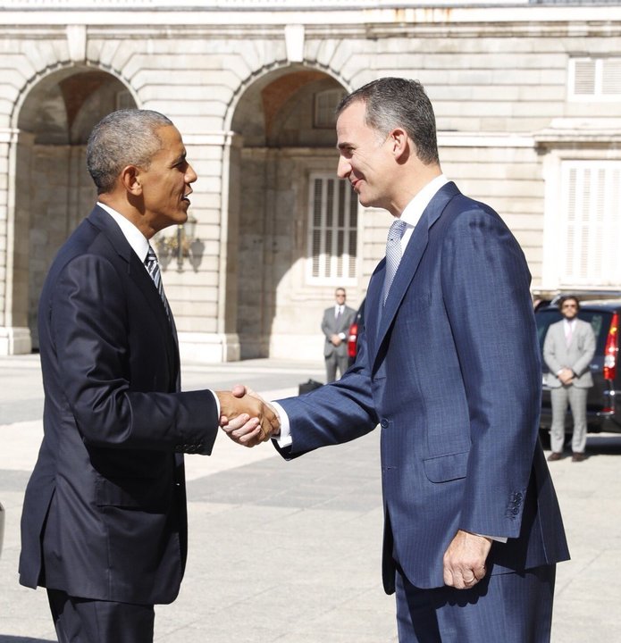 Felipe VI recibe a Barack Obama en el Palacio Real de Madrid.