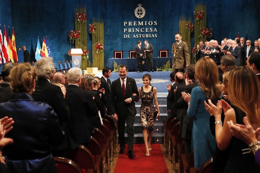 Los reyes Felipe y Letizia, en los Premios Princesa de Asturias 2016.