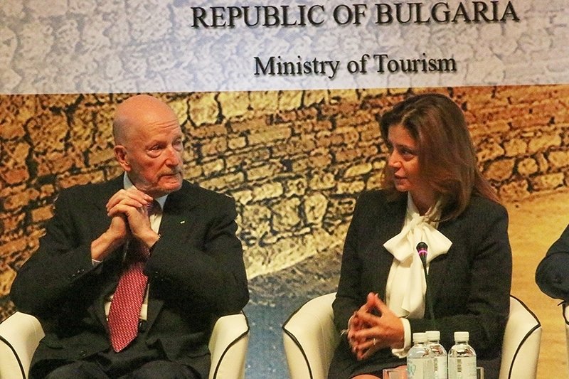 Simeón de Bulgaria, en el congreso de turismo en Sofía.