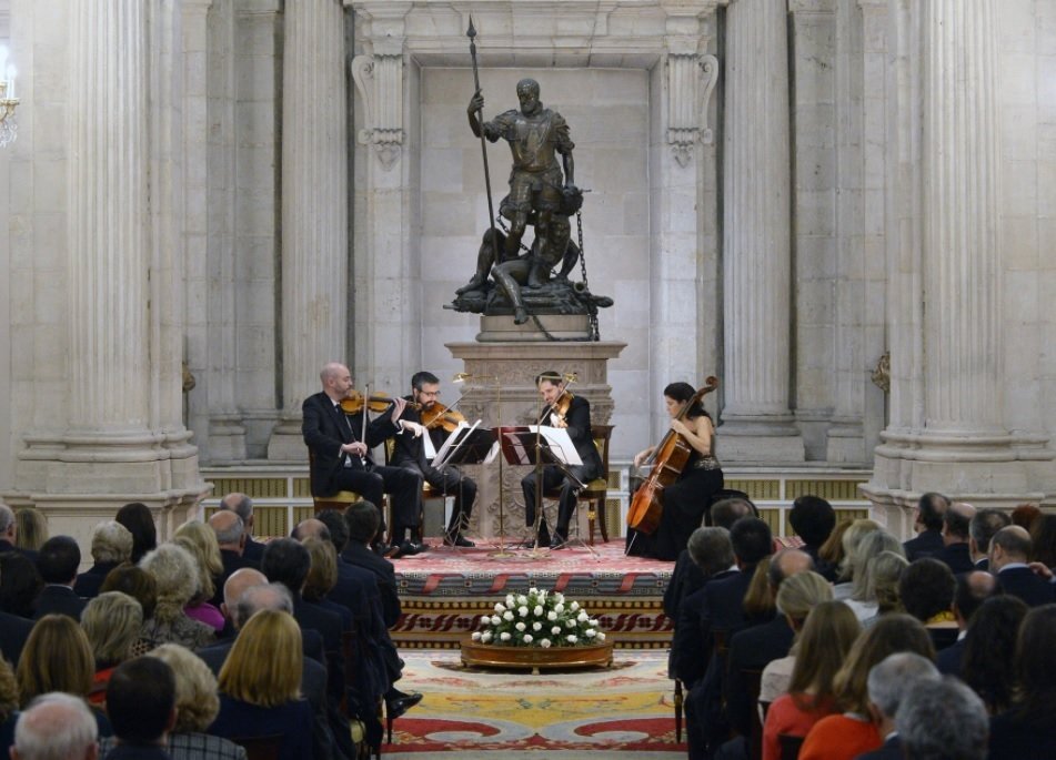 Concierto de cuerda en el Salón de Columnas del Palacio Real de Madrid