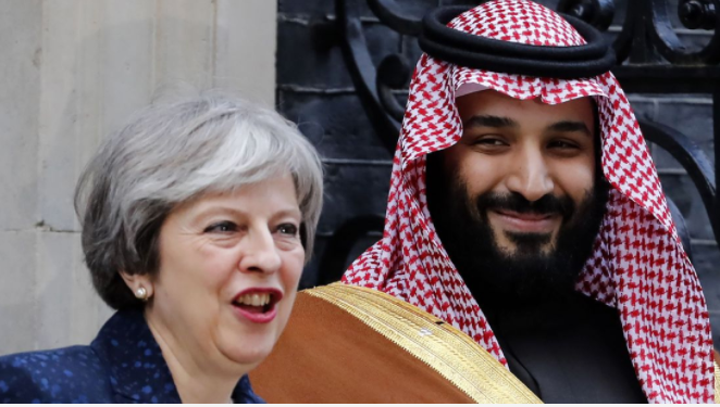 Mohamed Bin Salman con Theresa May