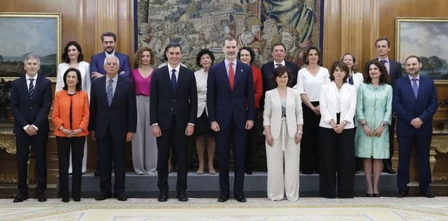 Pedro-Sanchez-ministros-Felipe-VI