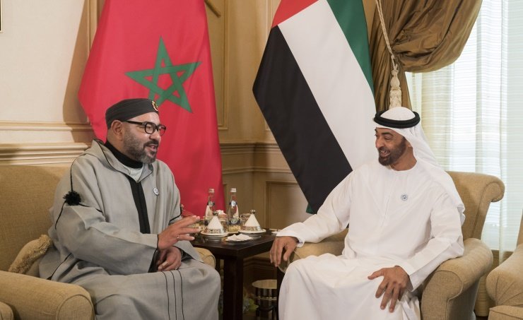 Mohammed VI, rey de Marruecos, junto a Mohammed bin Zayed, príncipe heredero de Abu Dhabi.