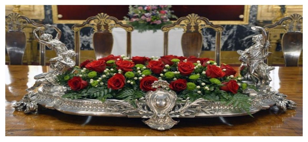 Ejemplo de arreglo floral presentado al Palacio Real.