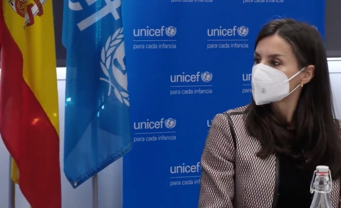 La reina Letizia en una reunión con Unicef.