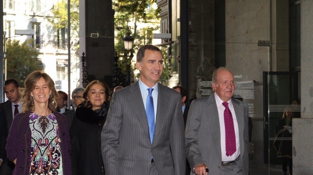 Felipe VI y Juan Carlos I, en un acto de la Fundación Cotec. Foto de archivo.