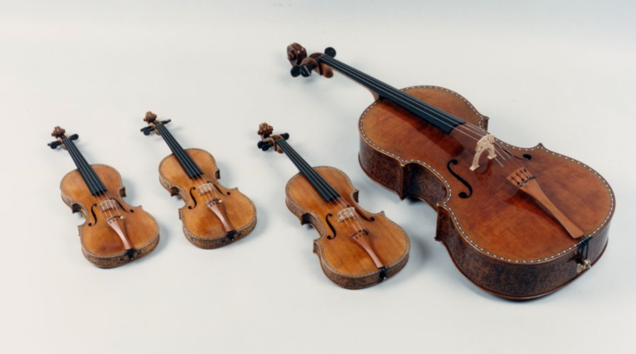 Colección platina de Stradivarius