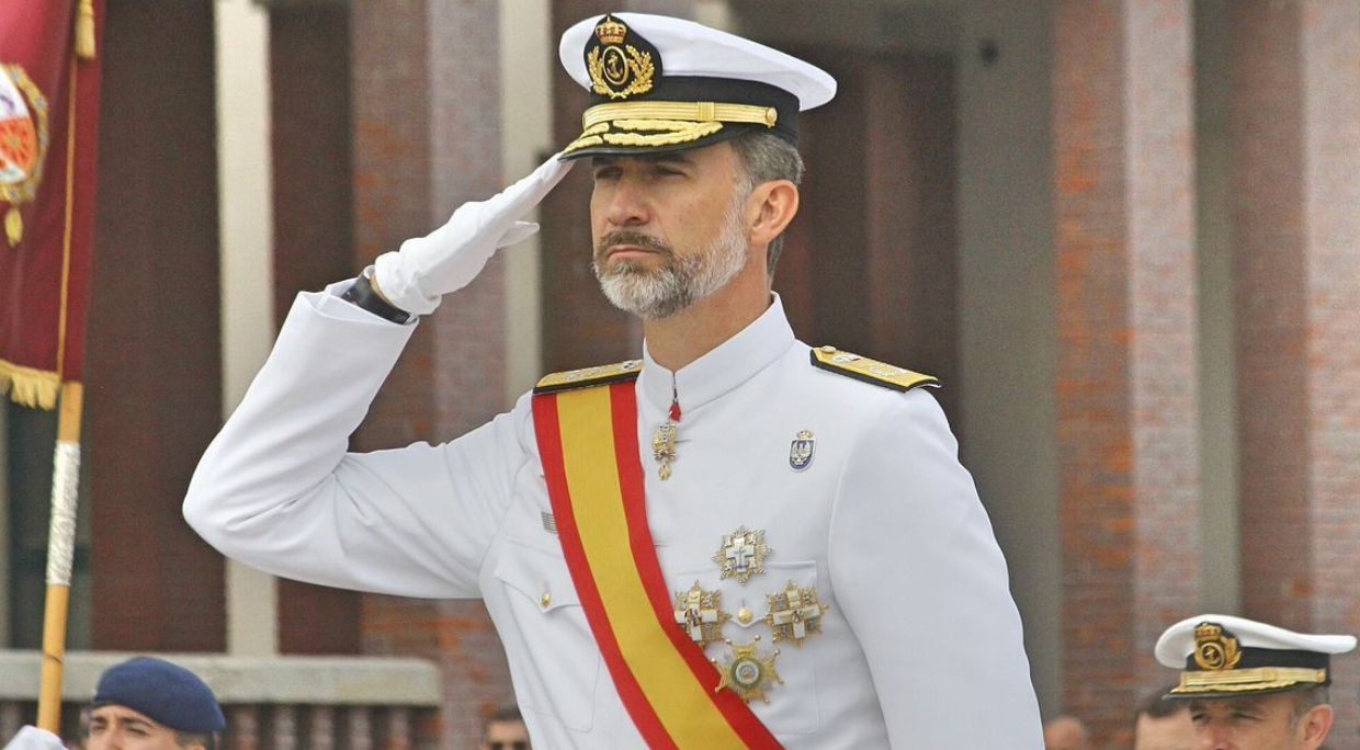 Felipe VI, en los actos de la Escuela Naval.