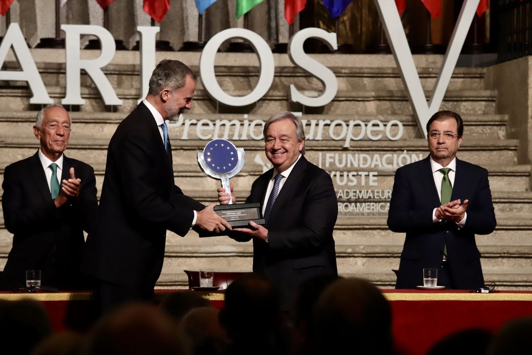 El Rey de España Felipe VI entrega el 'Premio Europeo Carlos V' al secretario general de las Naciones Unidas, Antonio Guterres - Jorge Armestar - Europa Press.