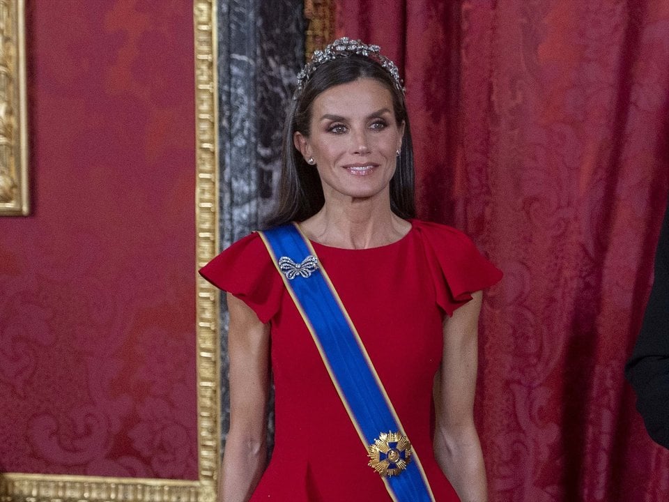 Los Reyes de España Felipe y Letizia a su llegada a la cena de gala organizada por los Reyes al presidente colombiano, en el Palacio Real, a 3 de mayo de 2023, en Madrid (España). 