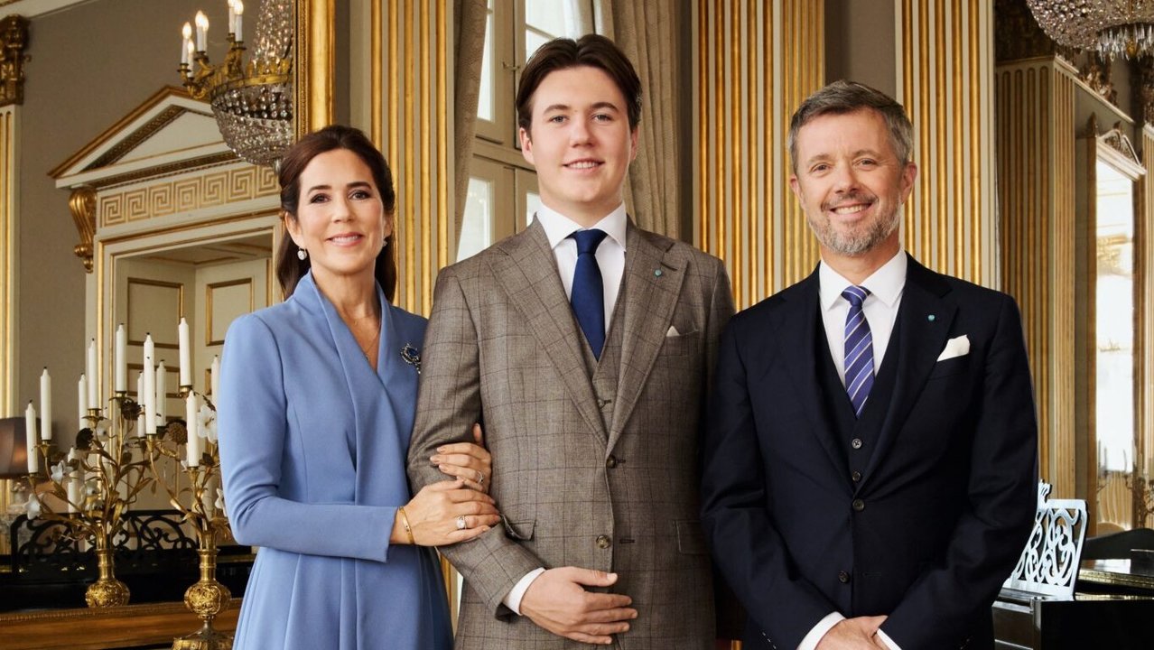 Federico y María de Dinamarca con su hijo Christian.