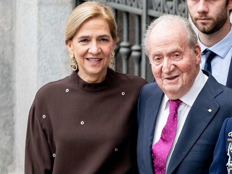 La Infanta Cristina y el Rey emérito Juan Carlos I en una imagen de archivo
Foto de ARCHIVO