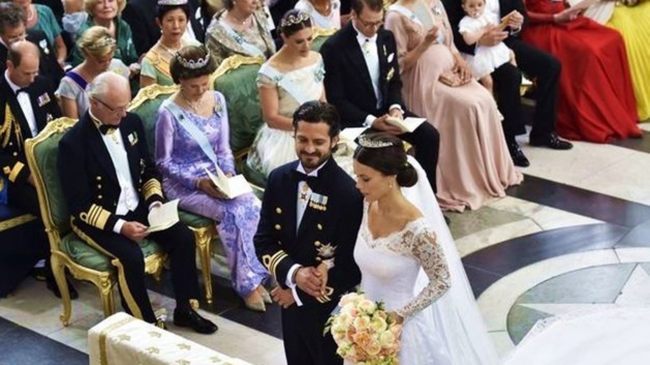 El príncipe Carlos Felipe y Sofía de Suecia en su boda. 