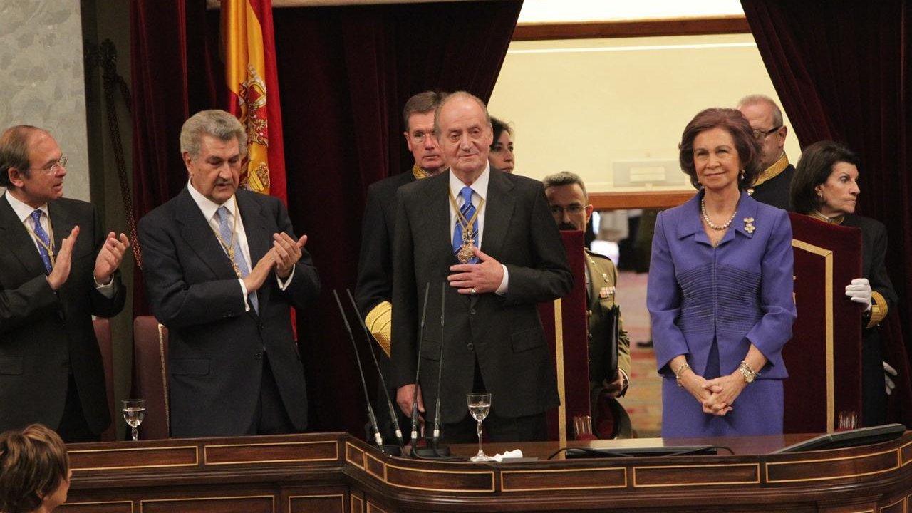 Juan Carlos I y la reina Sofía, en la apertura solemne de las Cortes de 2011.