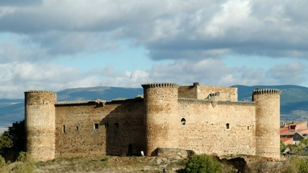 Castillo de El Barco de Ávila, propiedad de la Casa de Alba.