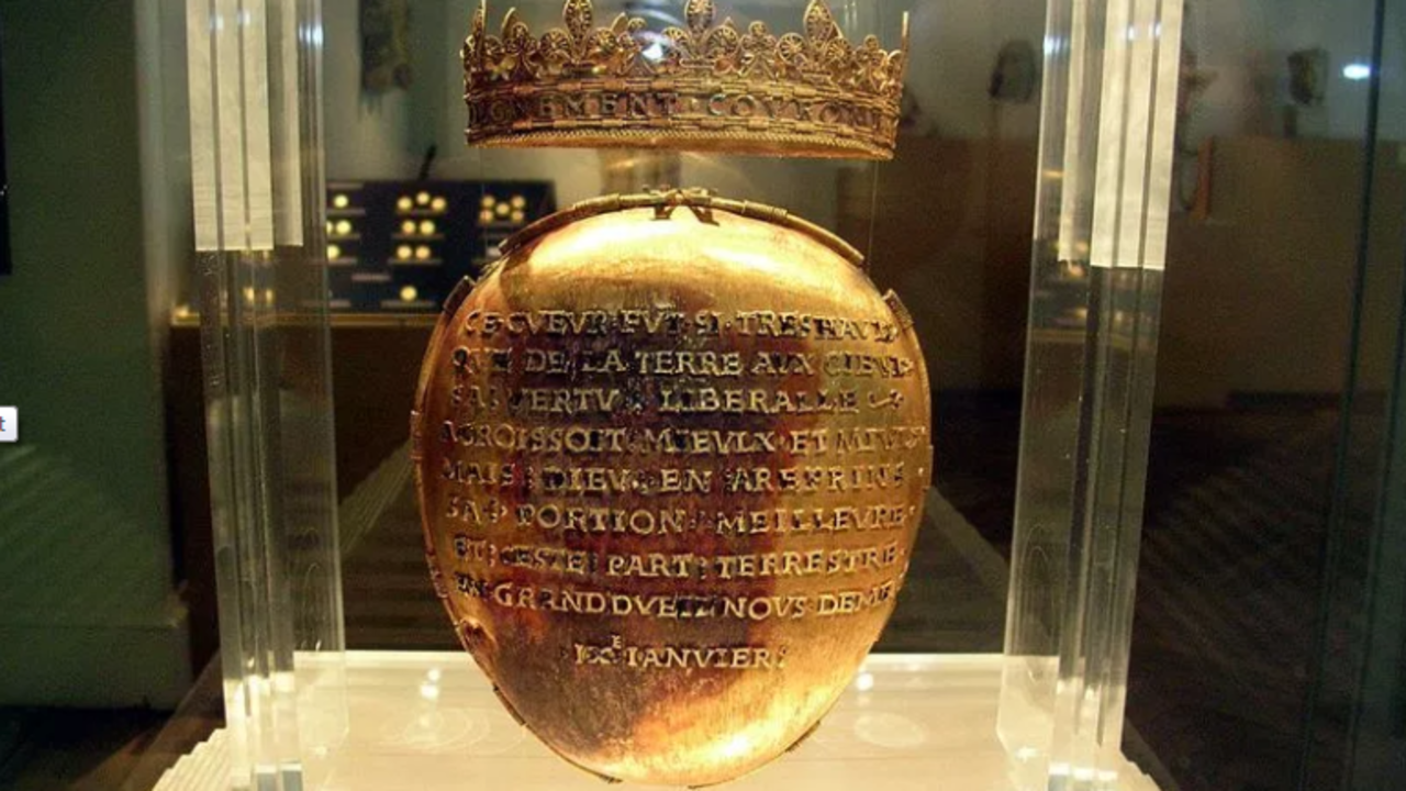 El corazón de Ana Bretaña expuesto en el Museo Thomas-Dobrée (Francia)
