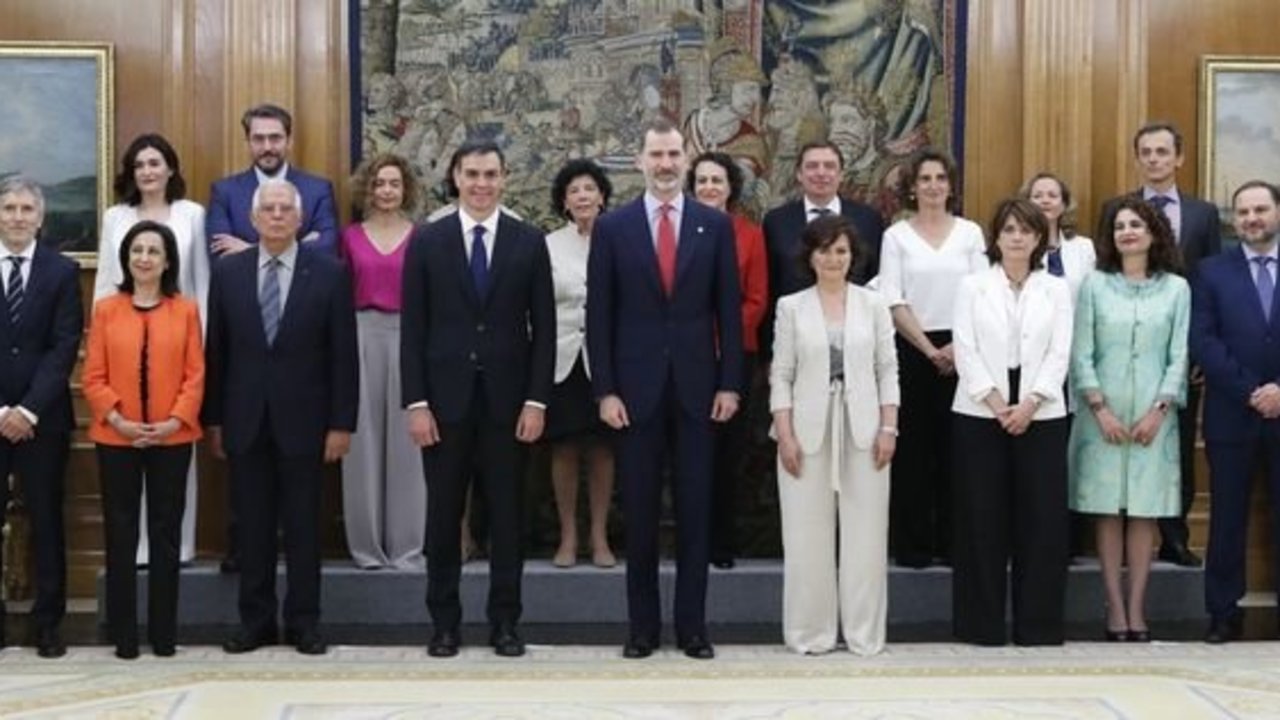 Pedro-Sanchez-ministros-Felipe-VI