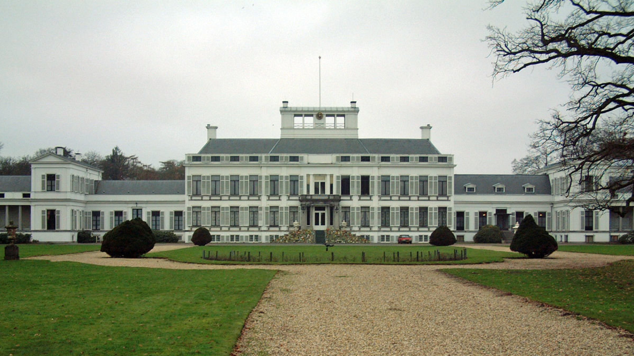 El palacio de Soestdijk abre sus puertas.