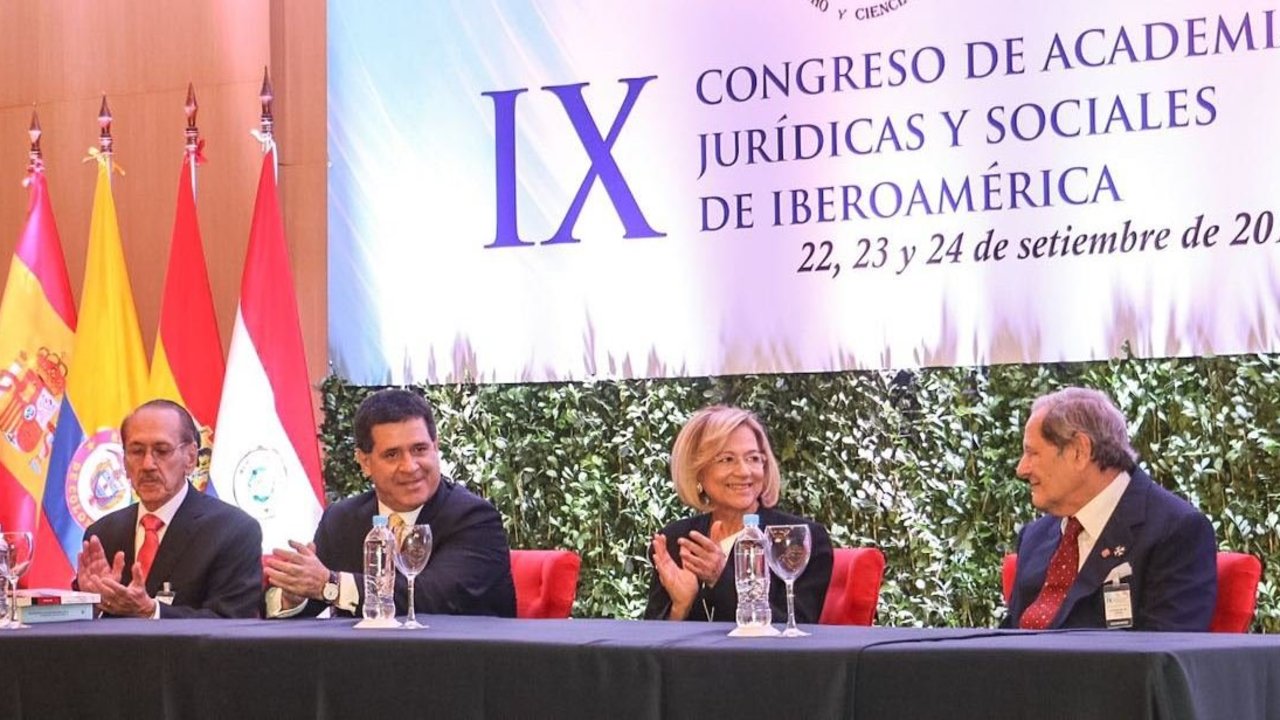Acto durante el Congreso de Academias Jurídicas en Iberoamérica en 2016.