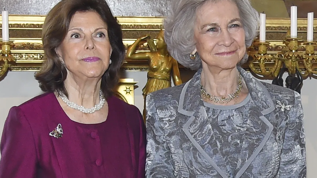 La reina de Suecia junto a la reina Sofía en una foto de archivo
