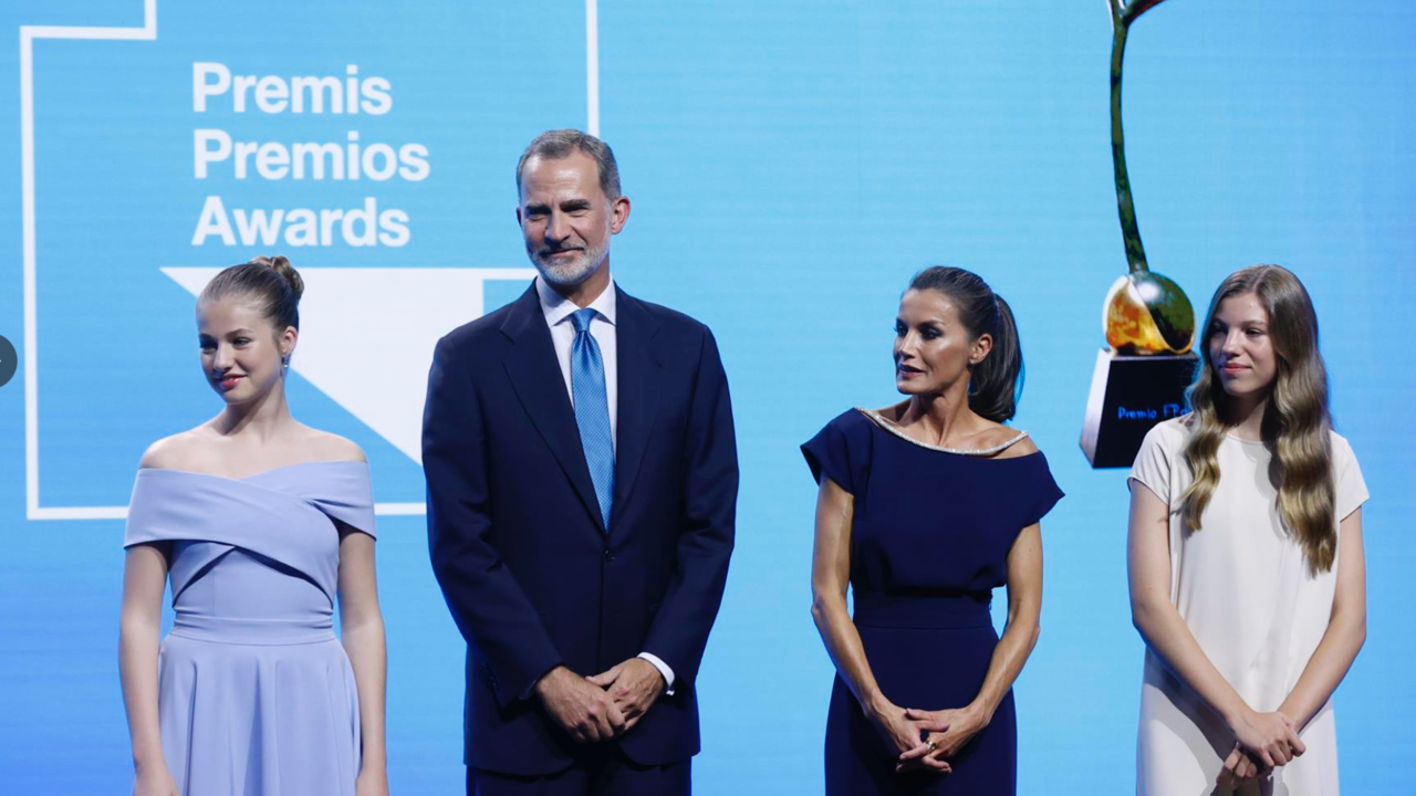 Los Reyes, acompañados por la Princesa de Asturias y de Girona y la Infanta Sofía, han entregado los #PremiosFPdGi 2022