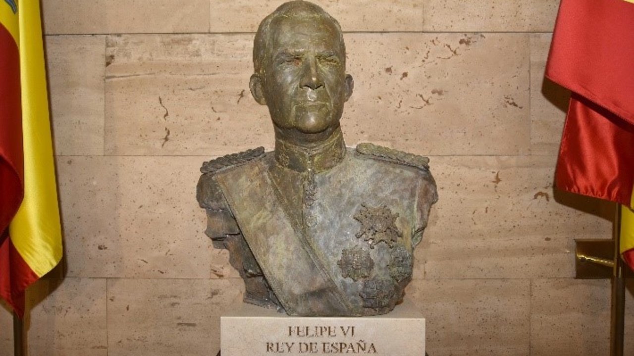 Busto Felipe VI.