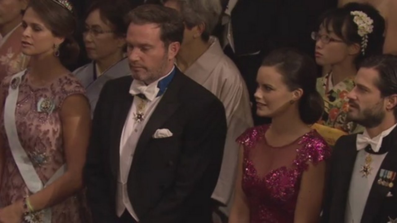 La princesa Magdalena, Chris O'Neill, Sofía Hellqvist y el príncipe Carlos Felipe en los Nobel.