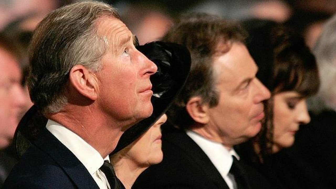 El príncipe Carlos y Tony Blair.