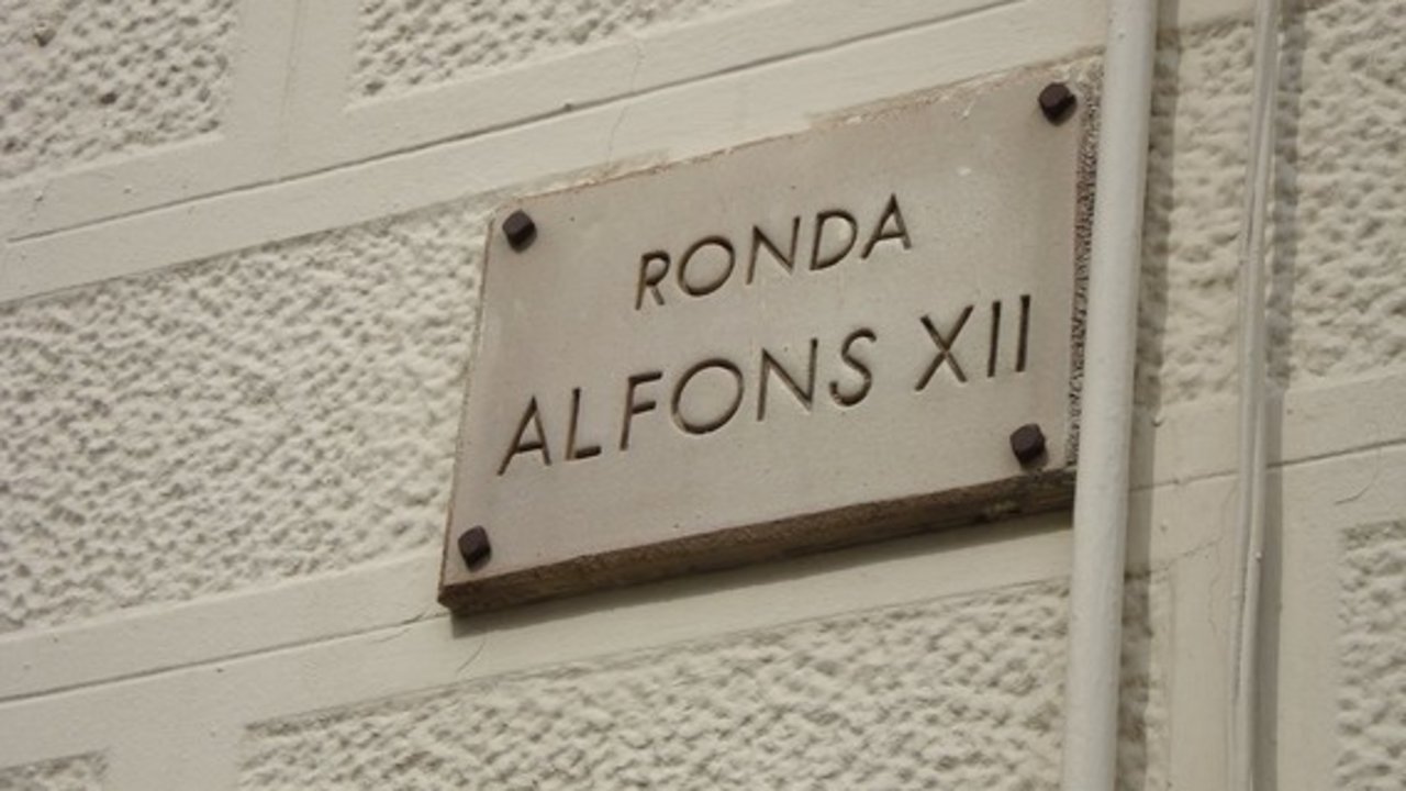 Ronda Alfons XII, Mataró.