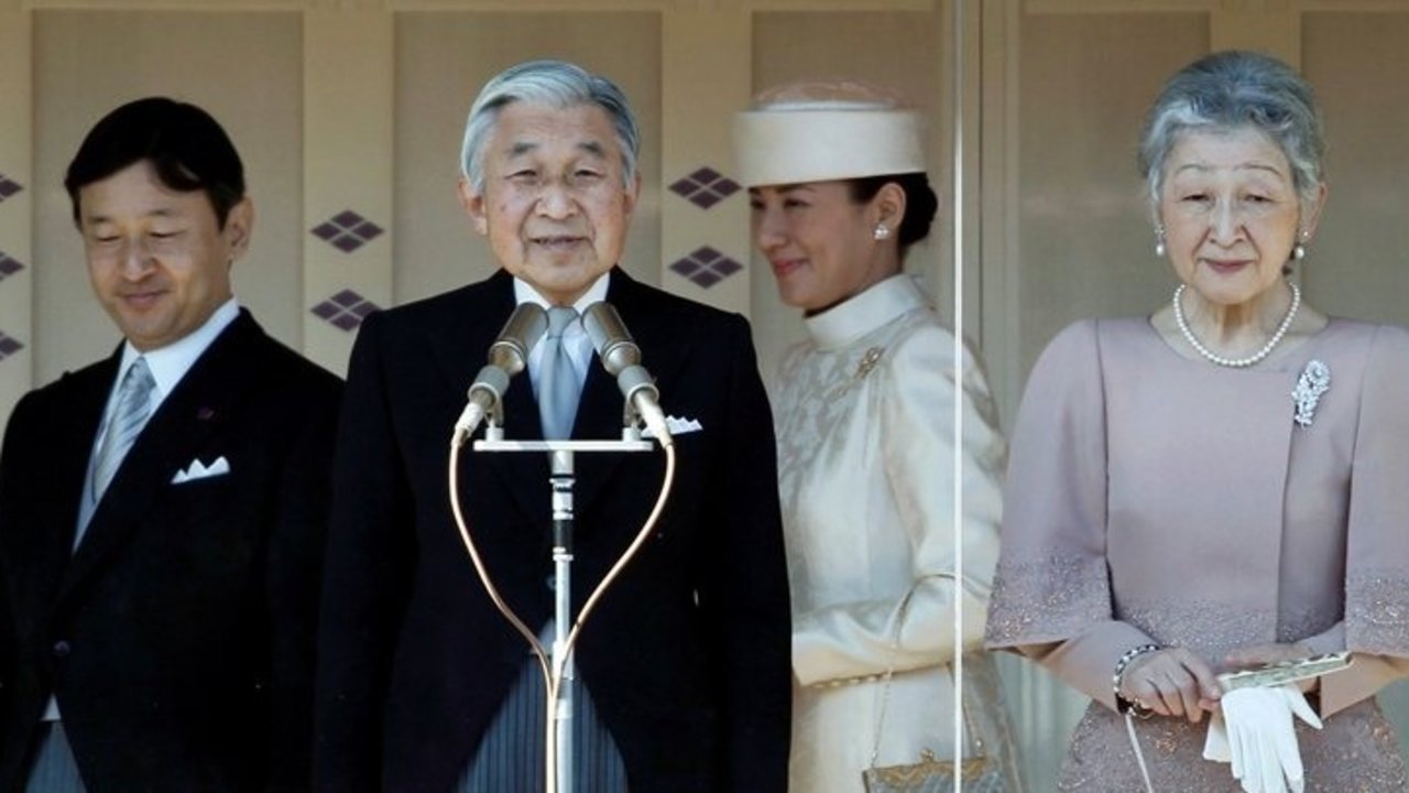 La Familia Real de Japón. De izqda a dcha: el príncipe Naruhito, el emperador Akihito, la princesa Masako y la emperatriz Michiko.