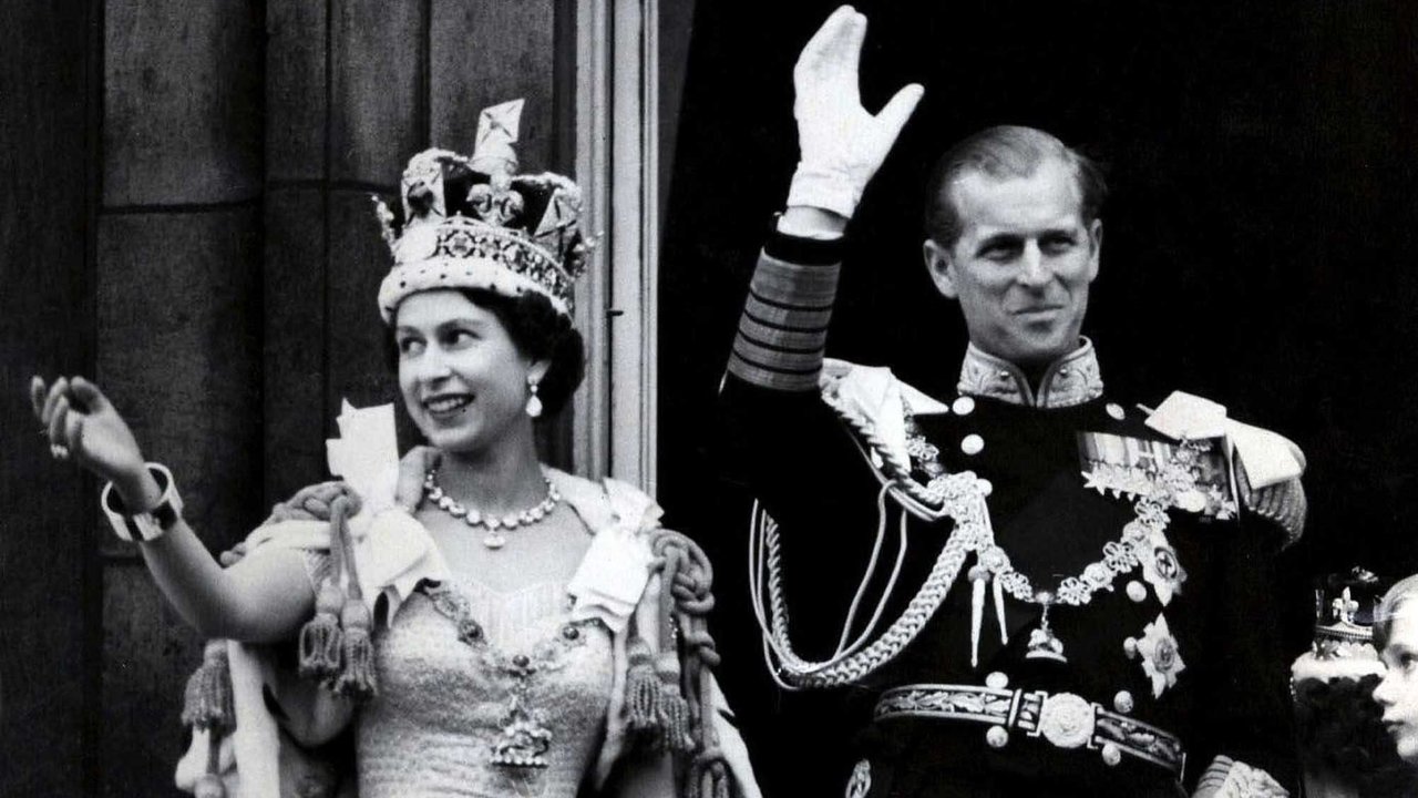 La reina Isabel II fue coronada en 1953, un año después de subir al trono.