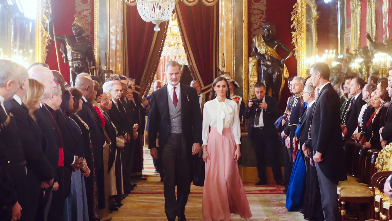 Los reyes han recibido en el Palacio Real al Cuerpo Diplomático acreditado en España.