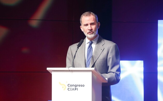 El Rey preside el acto inaugural del VI Congreso Iberoamericano CEAPI para presidentes de compañías y familias empresarias. 

Casa de S.M. el Rey